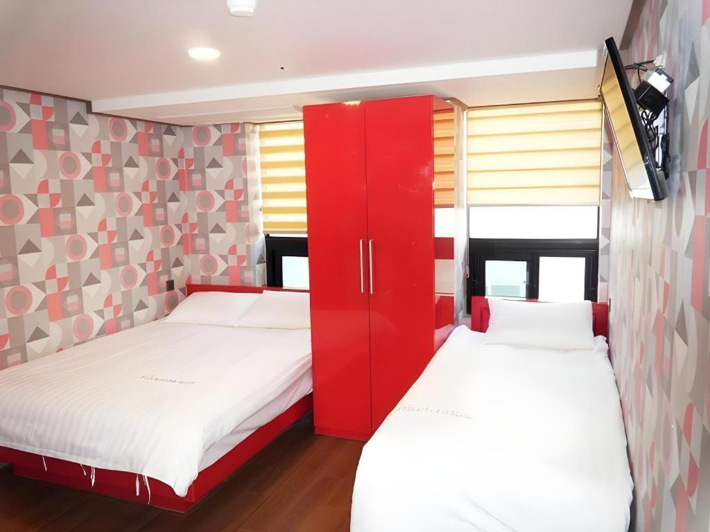 Myeongdong Mom House Hotel Szöul Kültér fotó