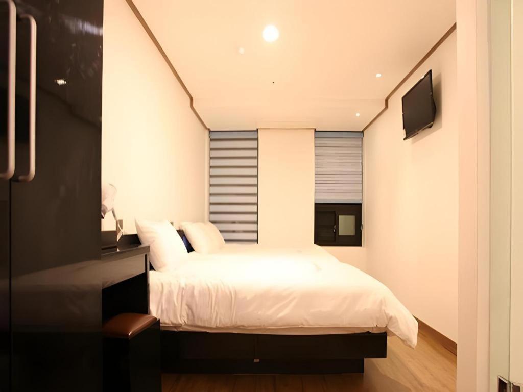 Myeongdong Mom House Hotel Szöul Kültér fotó